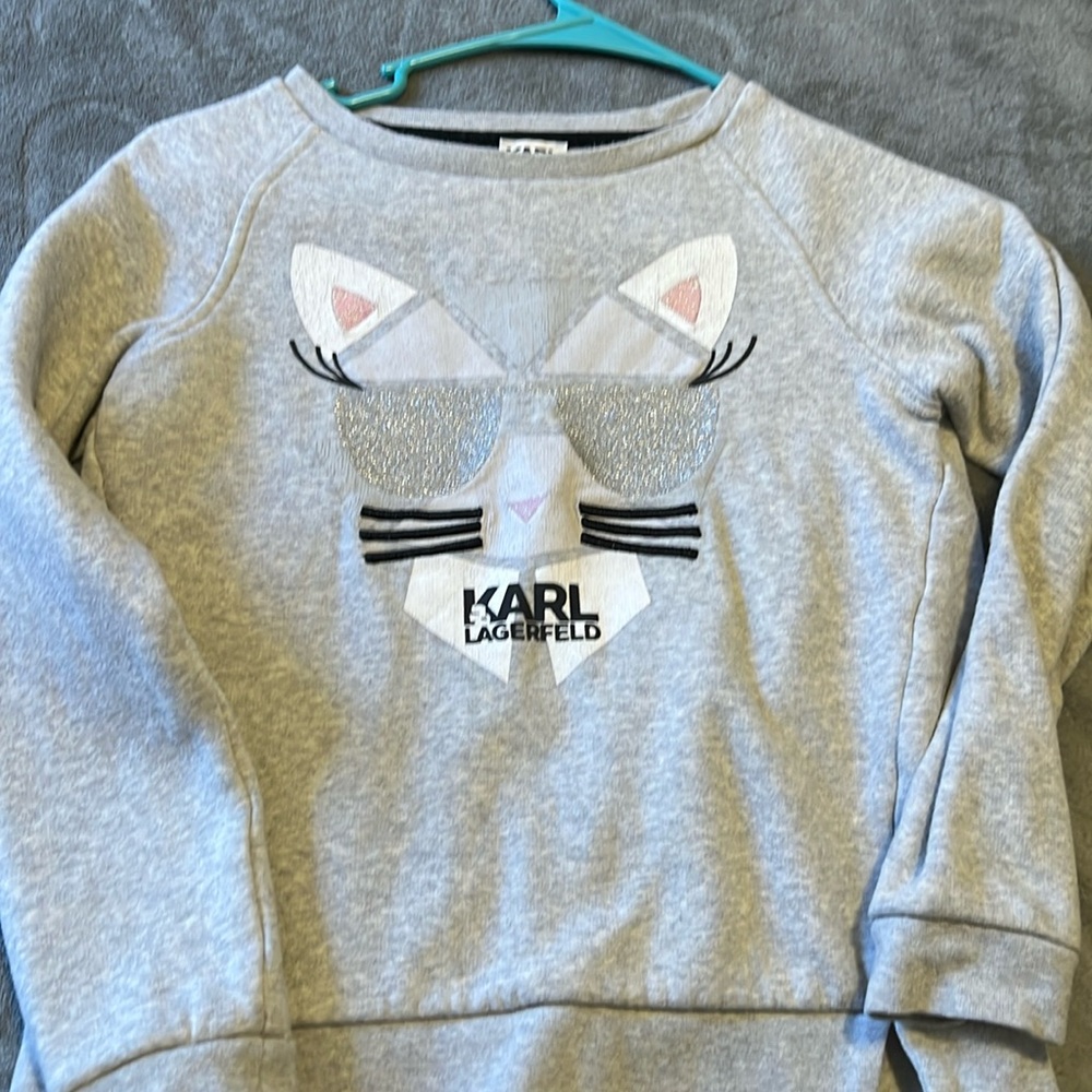Karl Lagerfeld sweatshirt